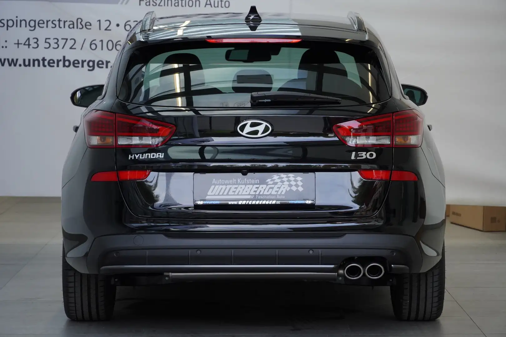 Vehicle image, number 11