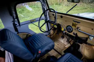Vehicle image thumbnail, number 12