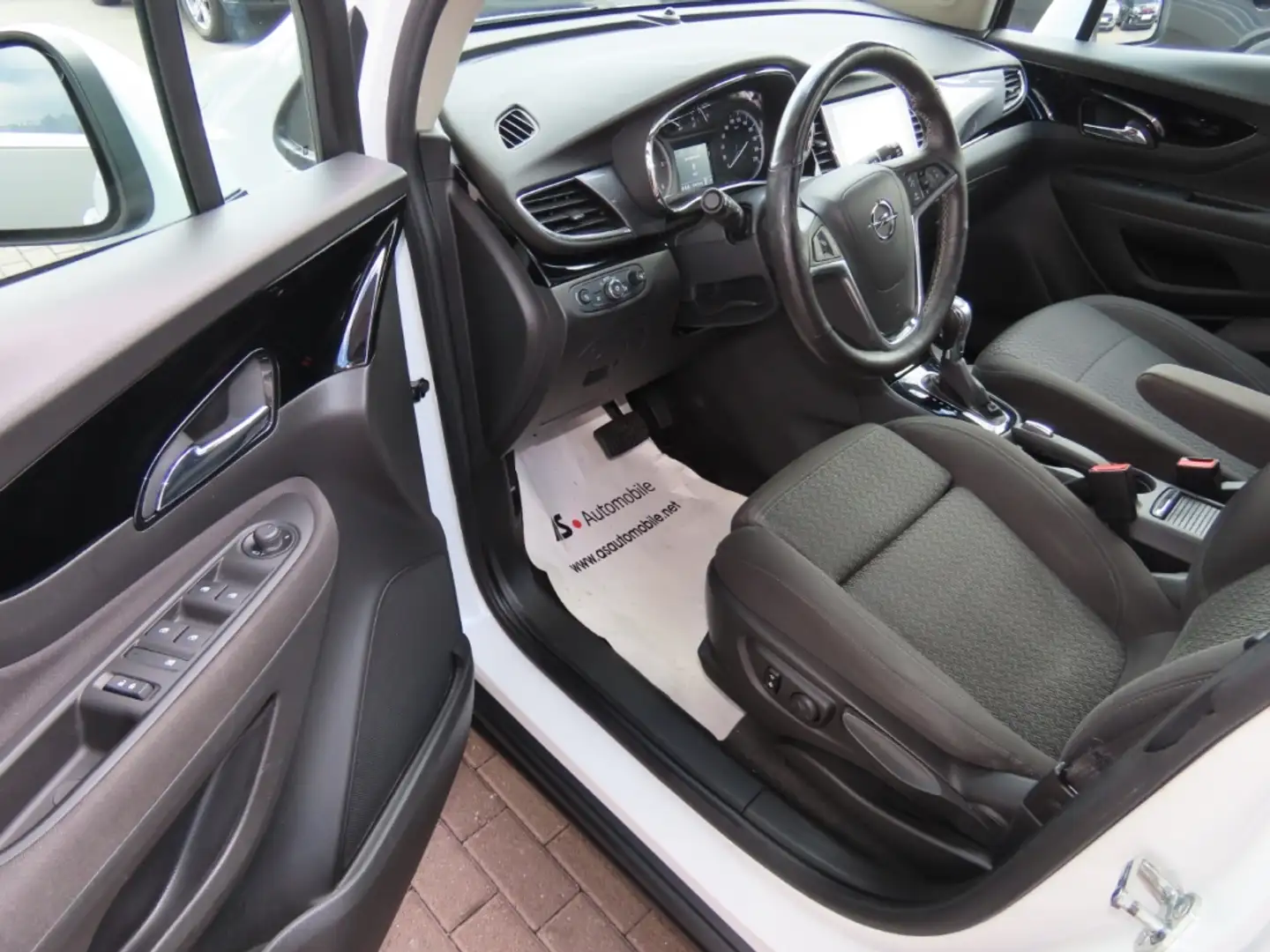 Vehicle image, number 7