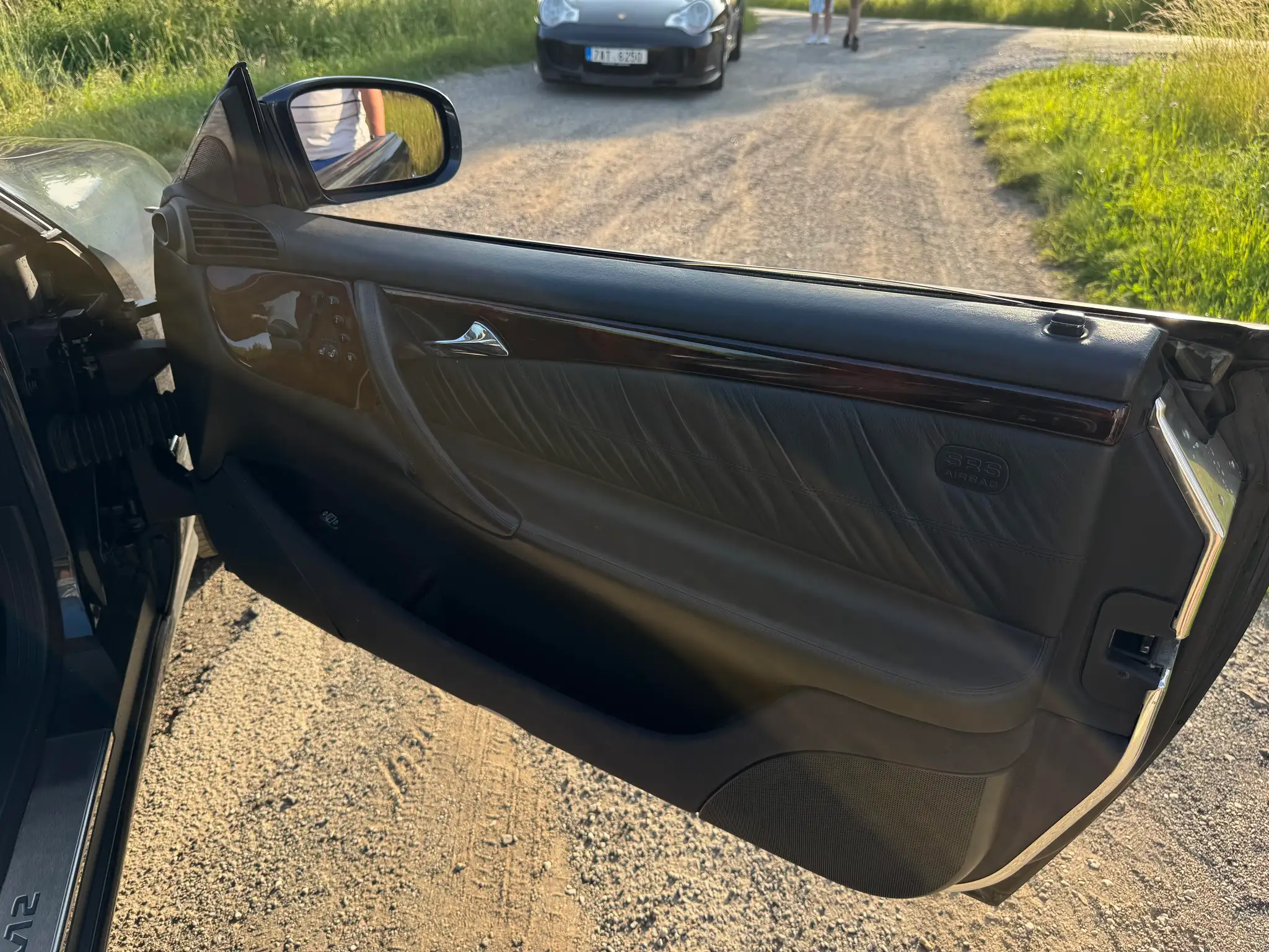 Vehicle image, number 24