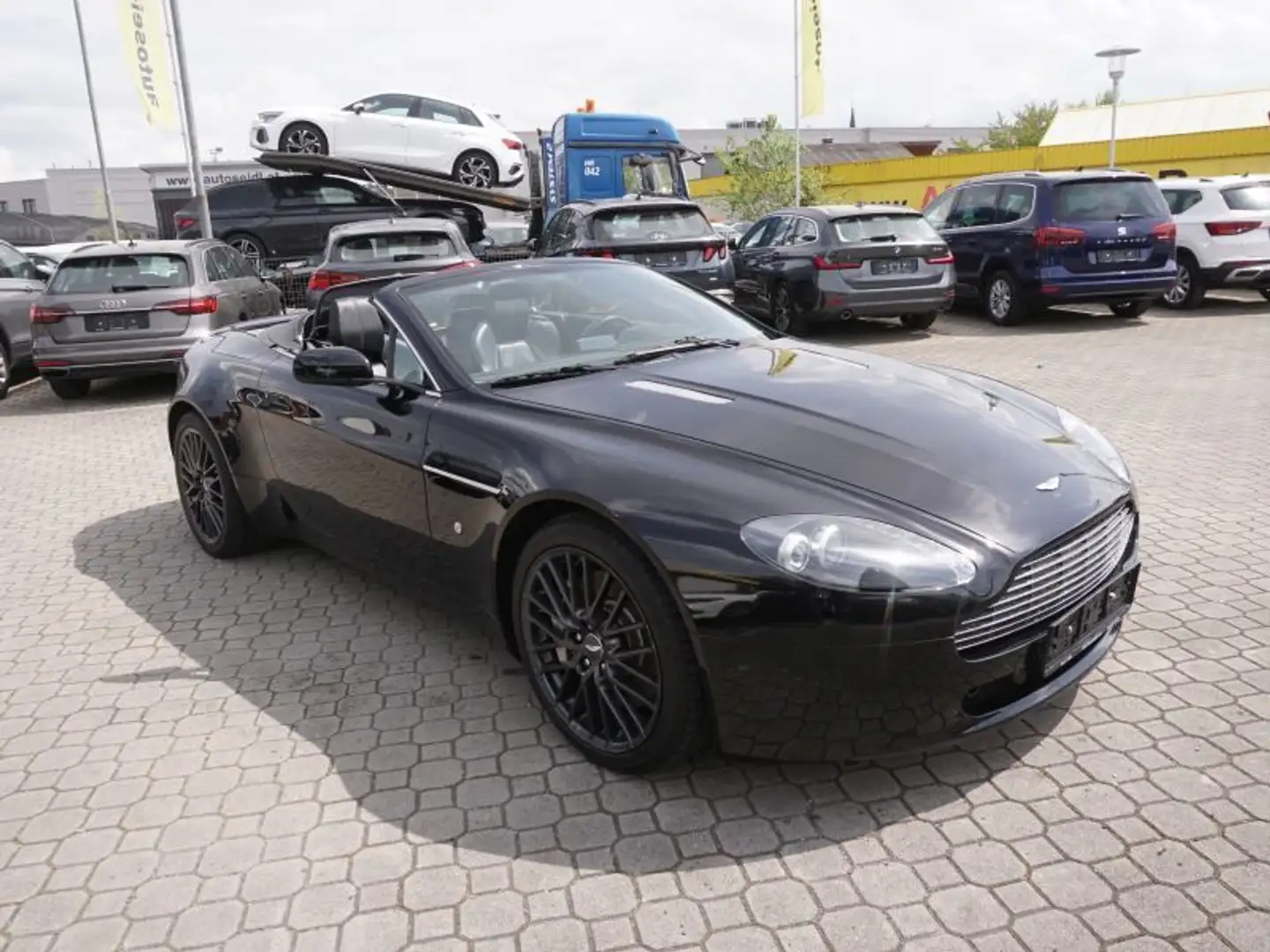 Vehicle image, number 9