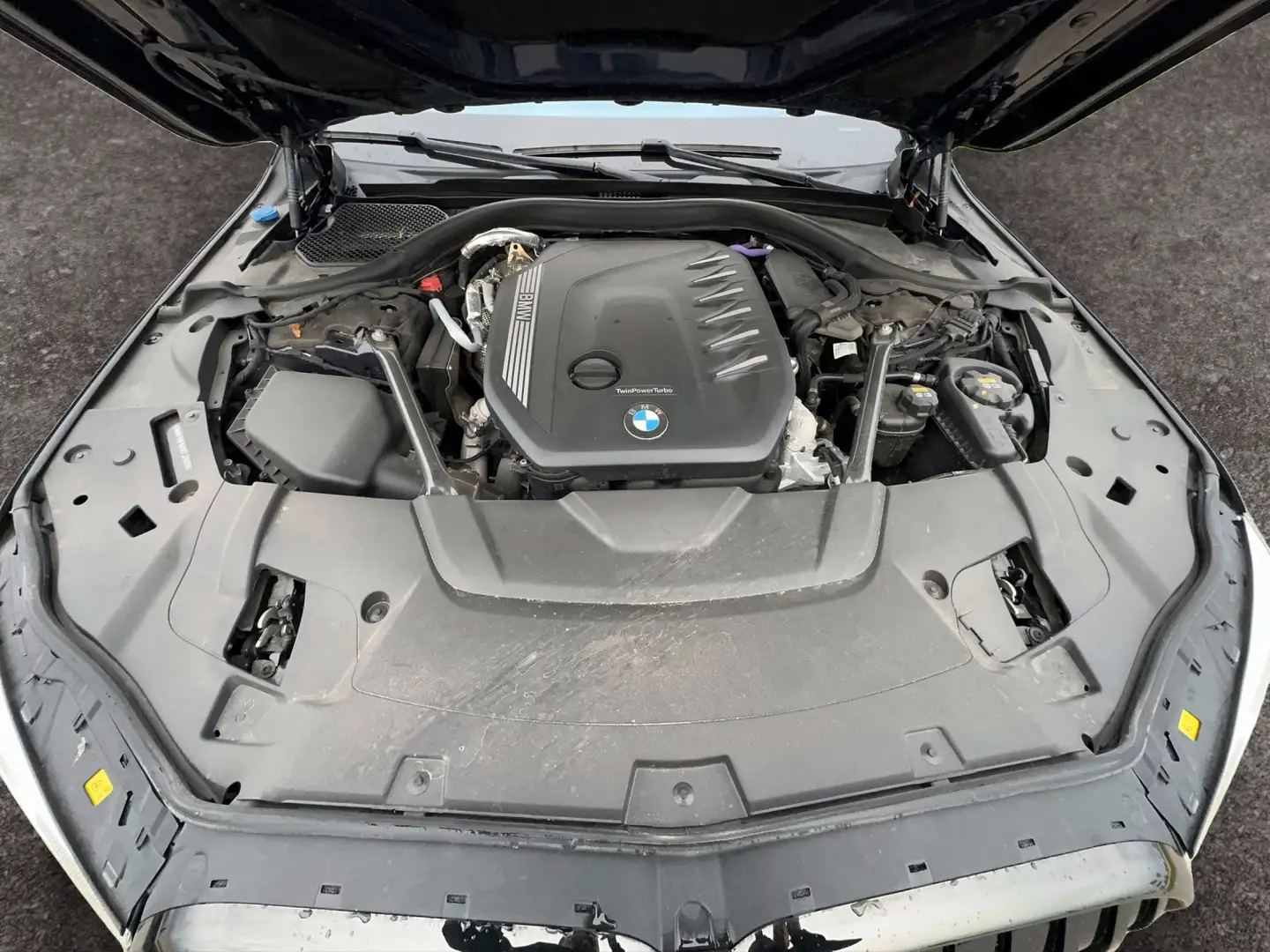 Vehicle image, number 14