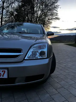 Vehicle image thumbnail, number 9