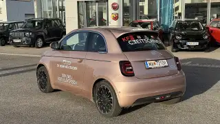 Vehicle image thumbnail, number 3