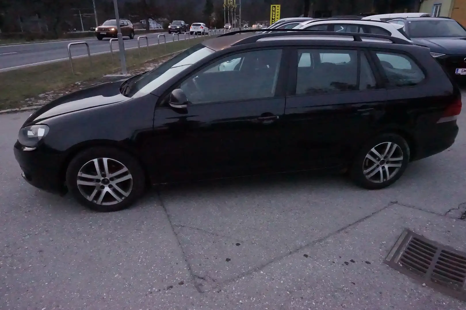Vehicle image, number 3