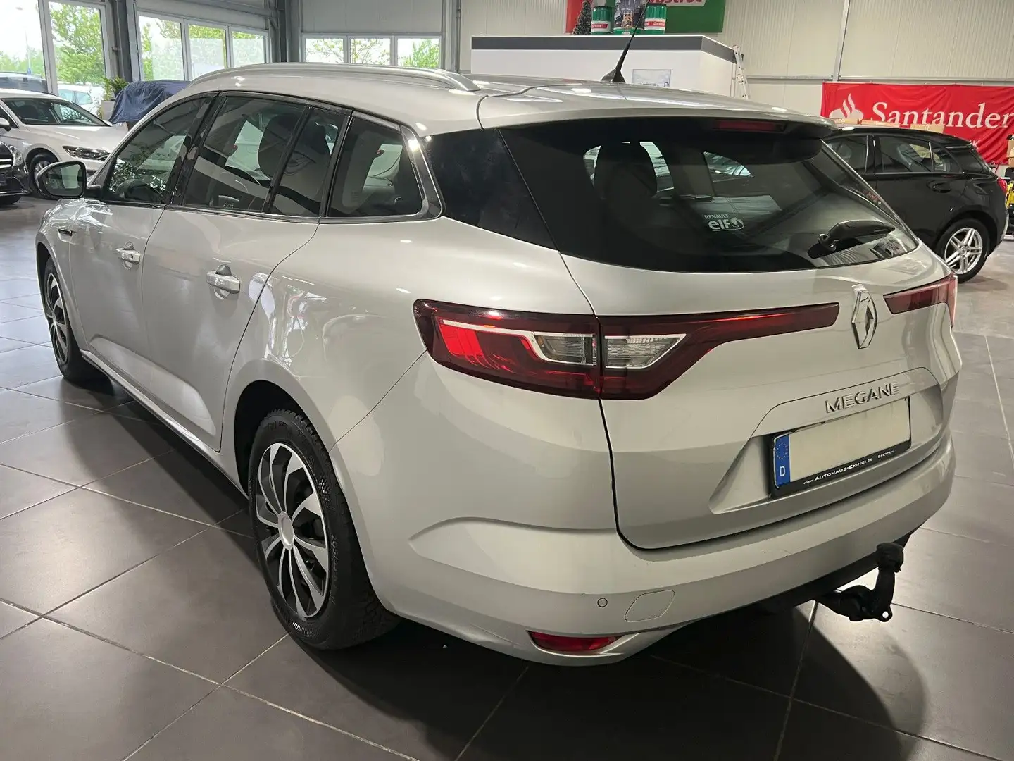 Vehicle image, number 2
