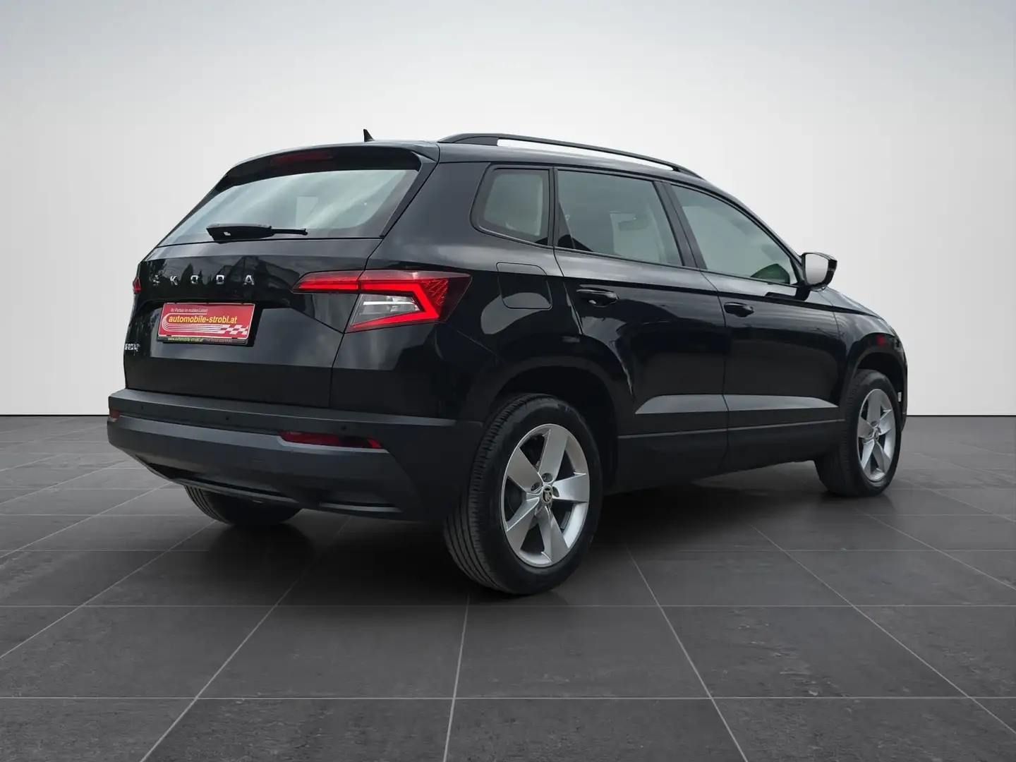 Vehicle image, number 4