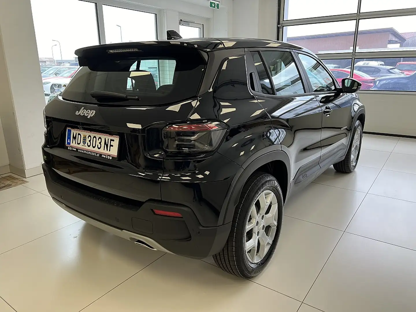 Vehicle image, number 4