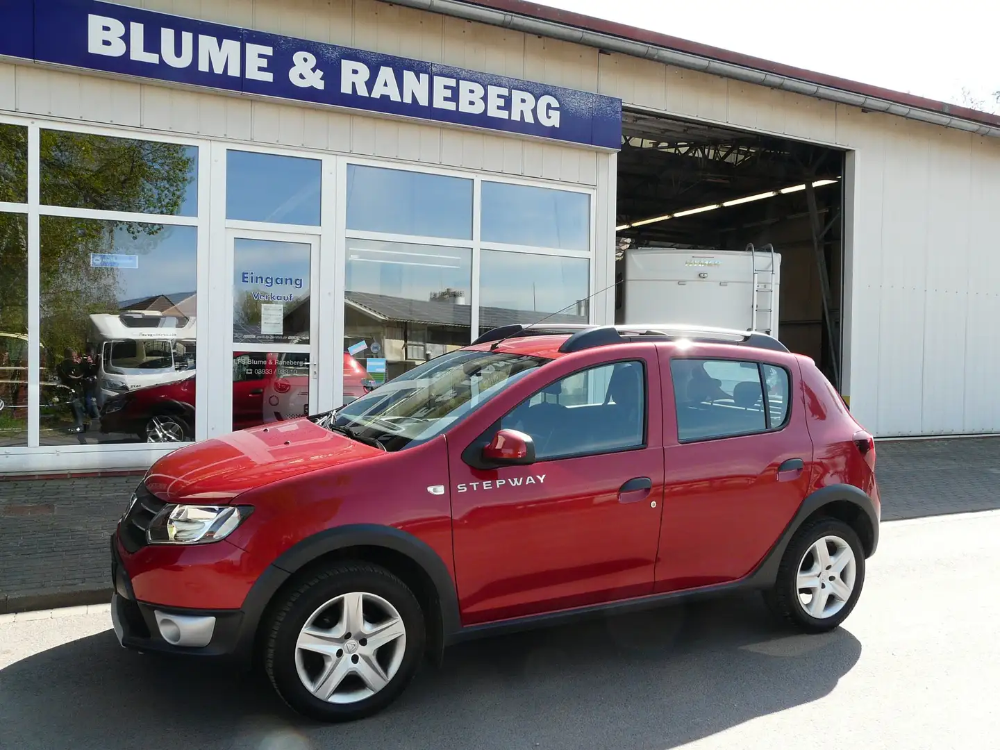 Vehicle image, number 1