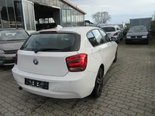 Vehicle image thumbnail, number 9