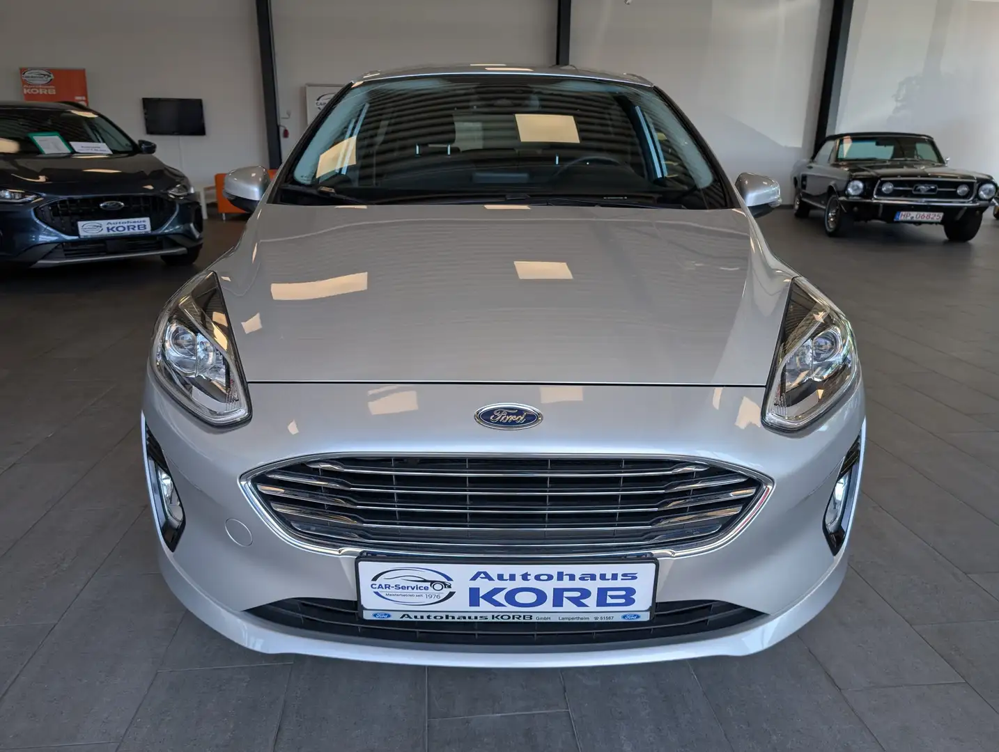 Vehicle image, number 20