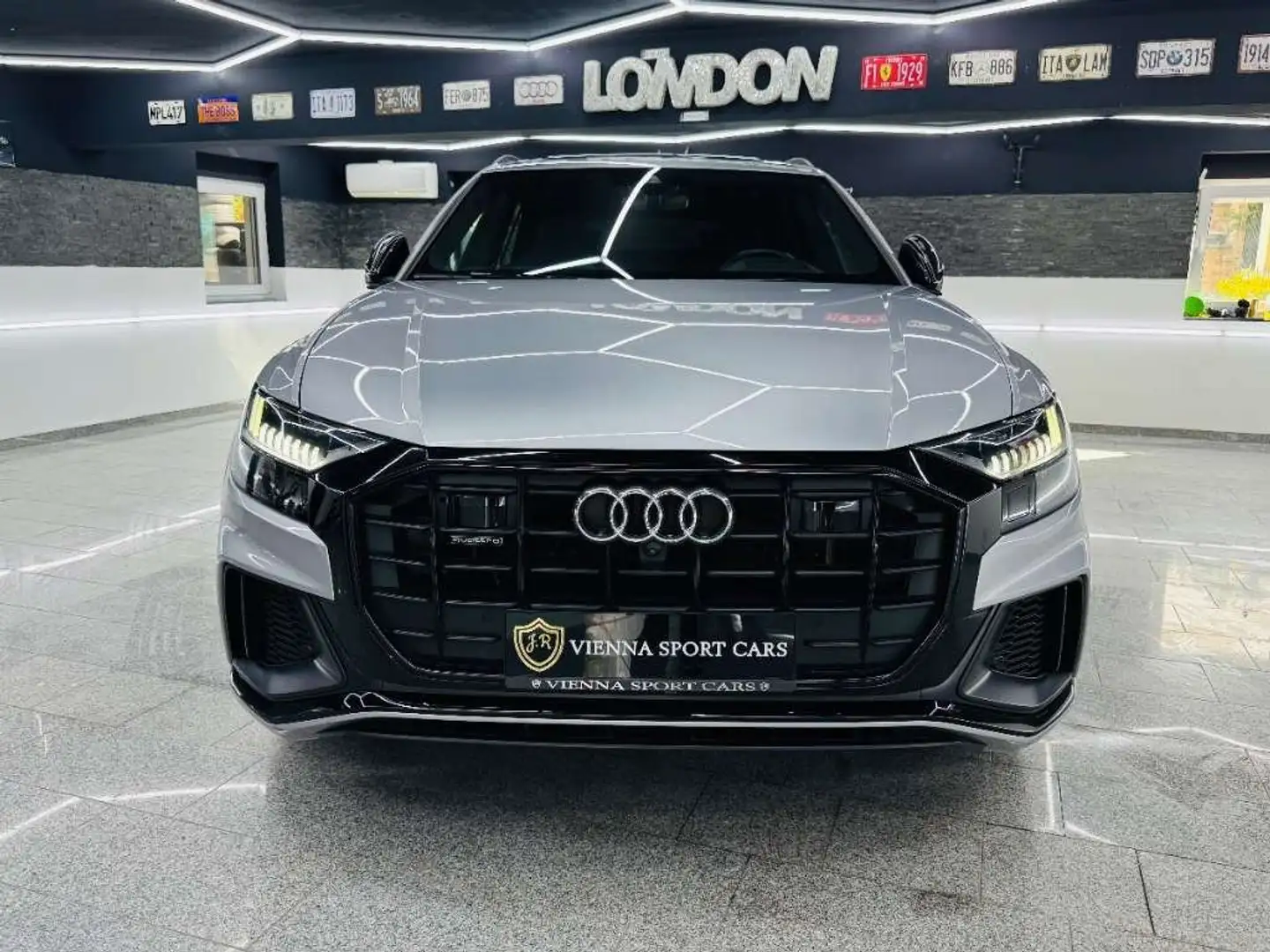 Vehicle image, number 6