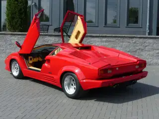 Vehicle image thumbnail, number 3