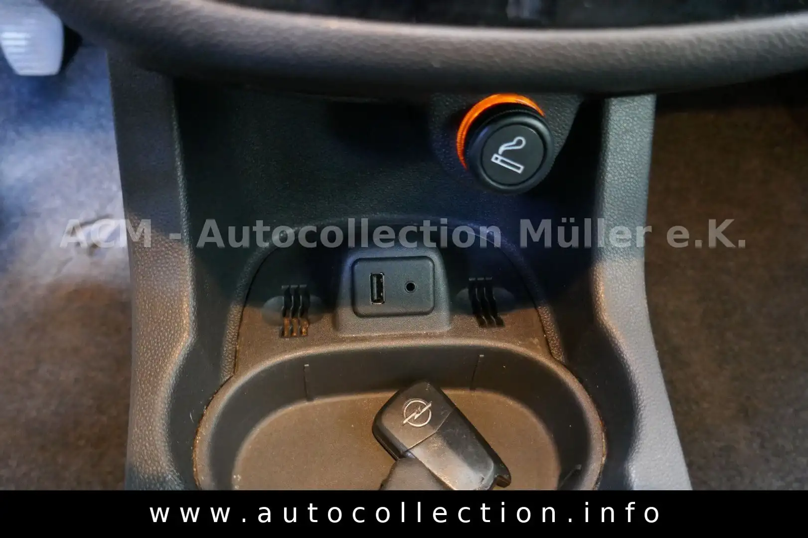 Vehicle image, number 17