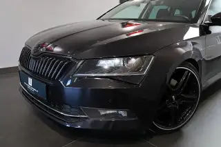 Vehicle image thumbnail, number 2