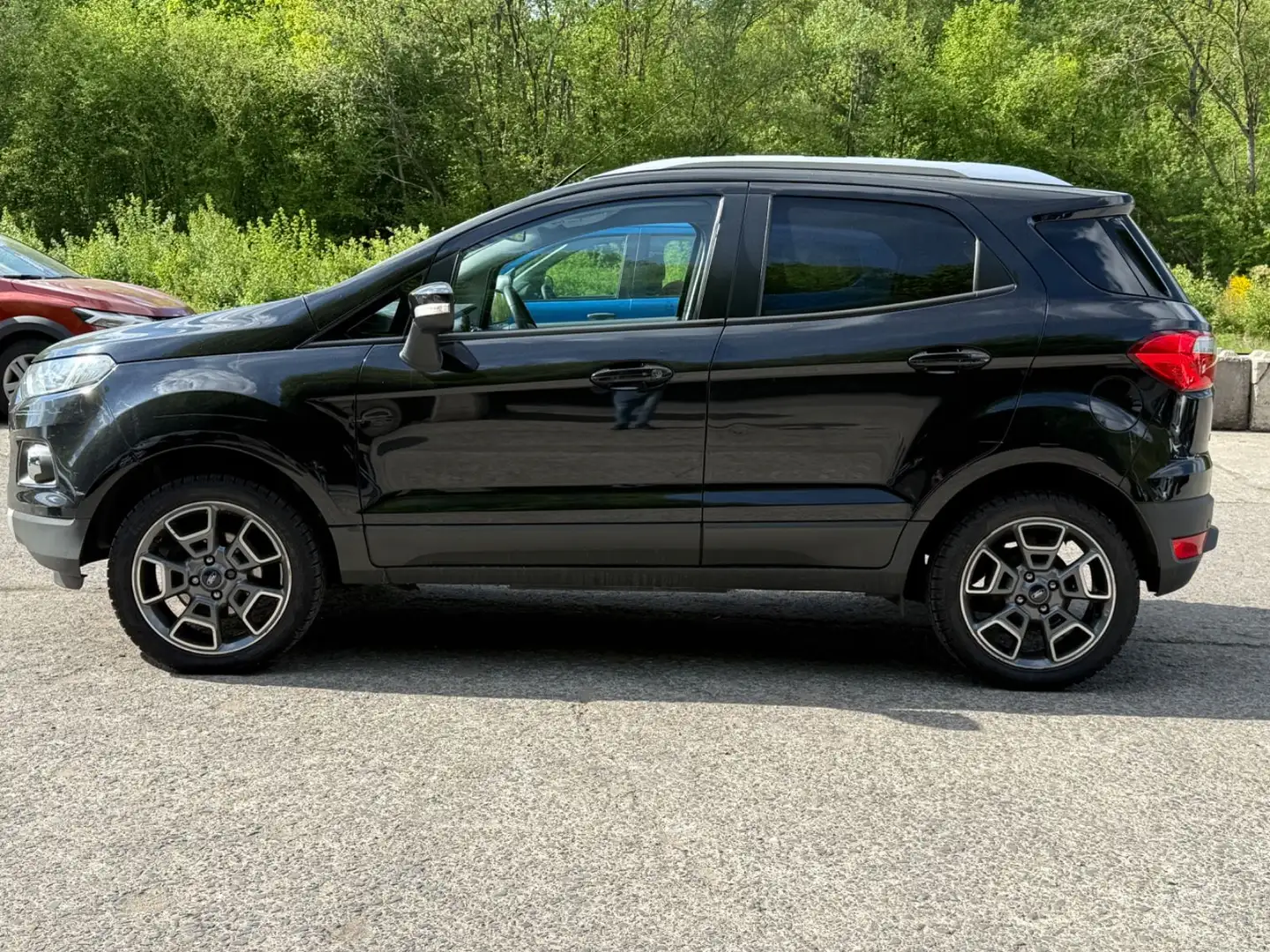 Vehicle image, number 3