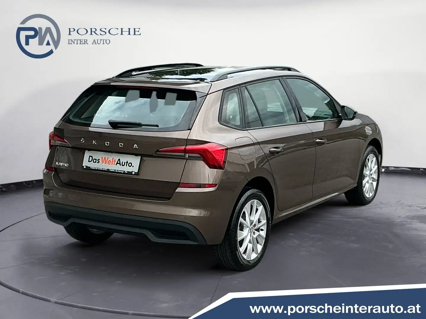 Vehicle image, number 5