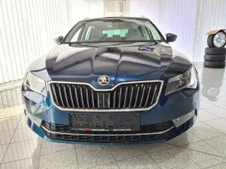 Vehicle image thumbnail, number 2