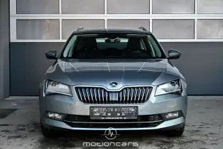 Vehicle image thumbnail, number 3