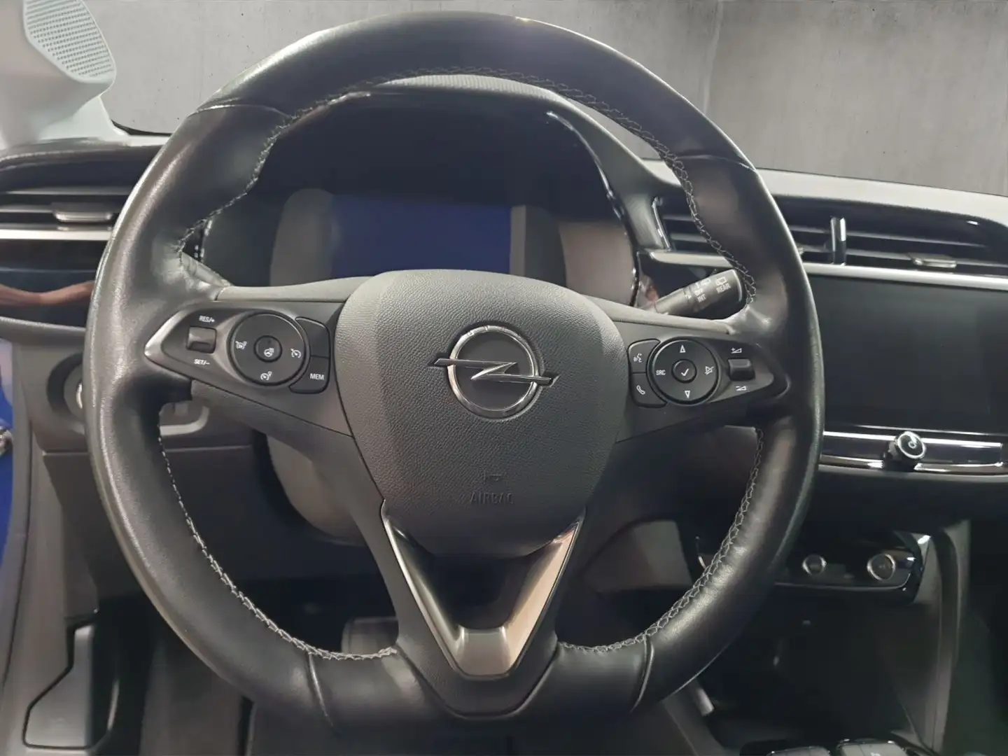 Vehicle image, number 10