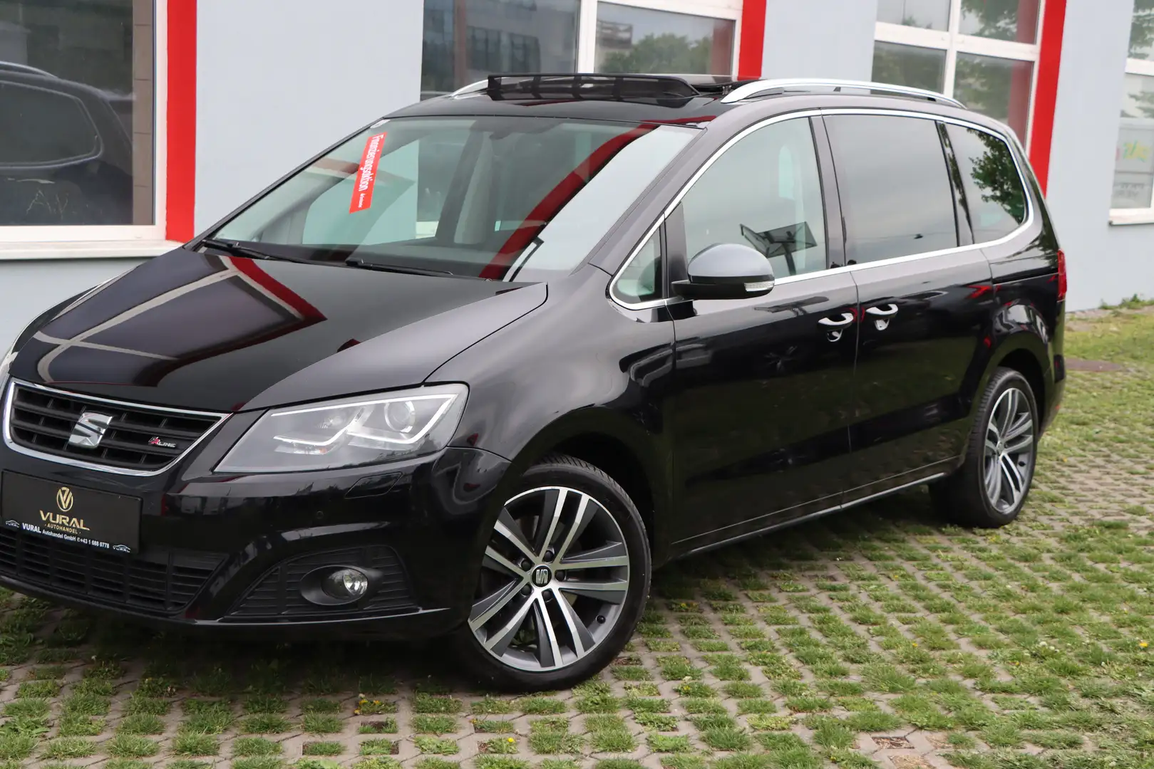 Vehicle image, number 3