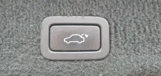 Vehicle image thumbnail, number 7