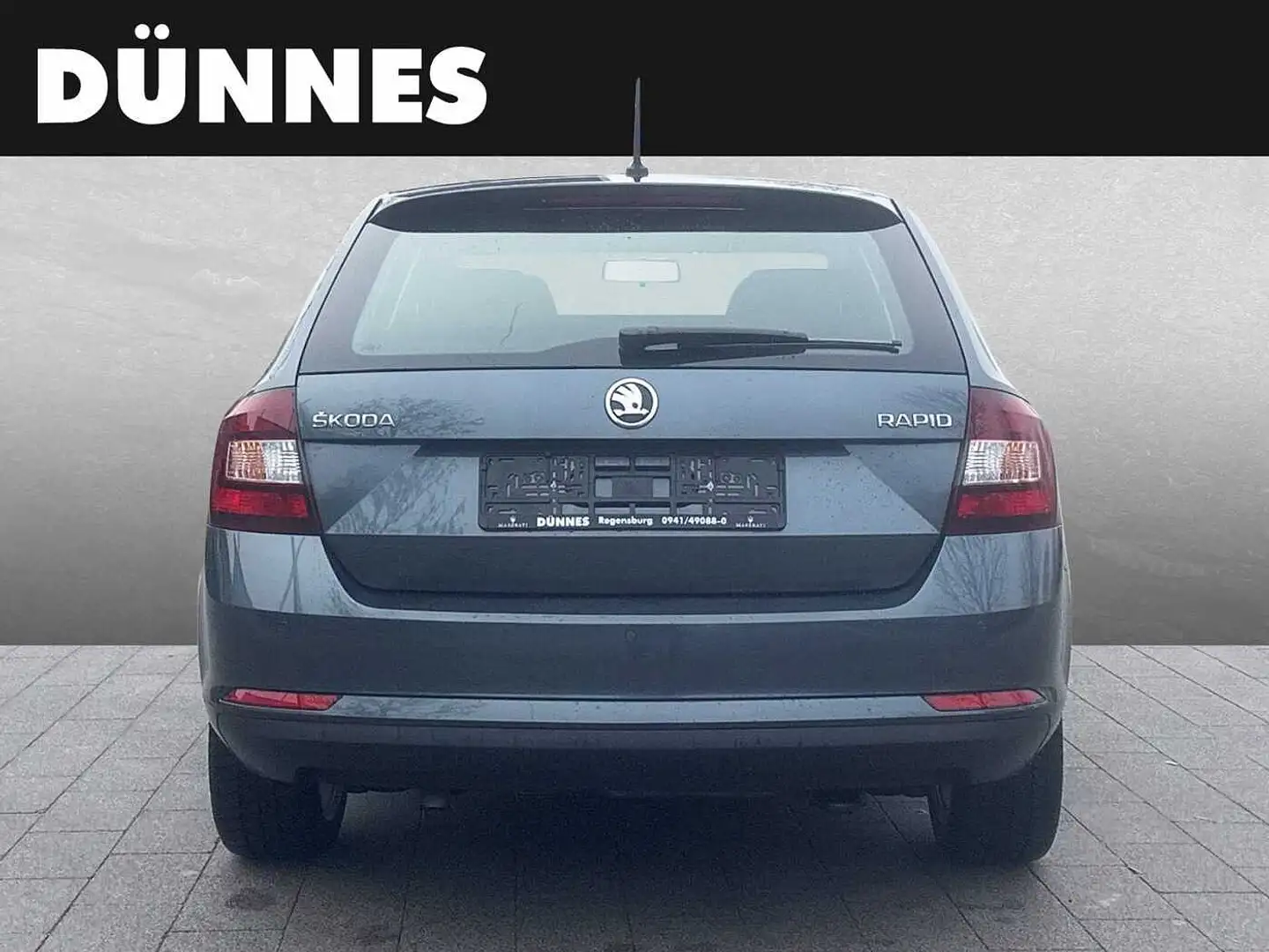 Vehicle image, number 7