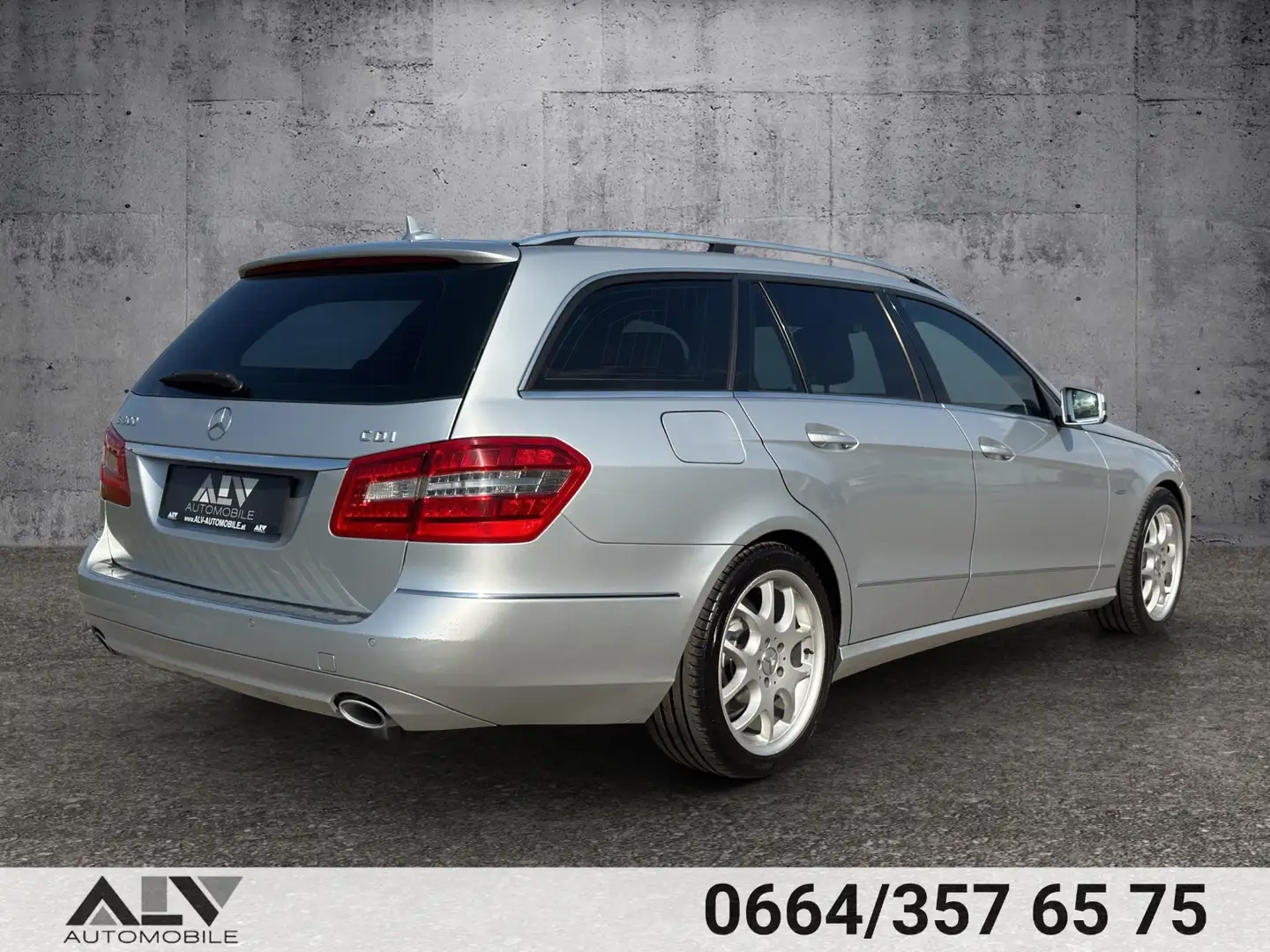 Vehicle image, number 4