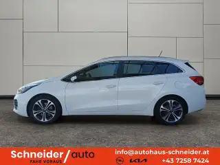 Vehicle image thumbnail, number 3
