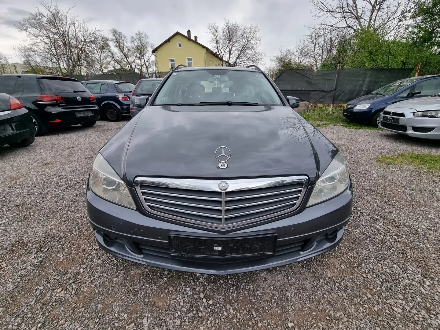 Vehicle image, number 2