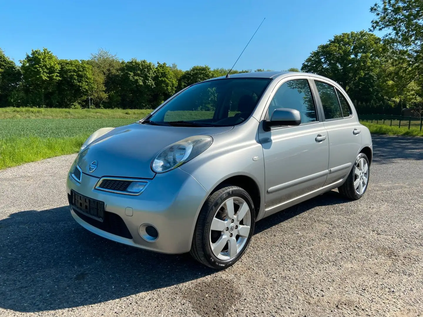 Vehicle image, number 1