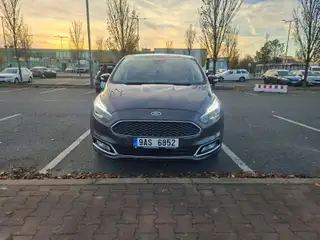 Vehicle image thumbnail, number 3