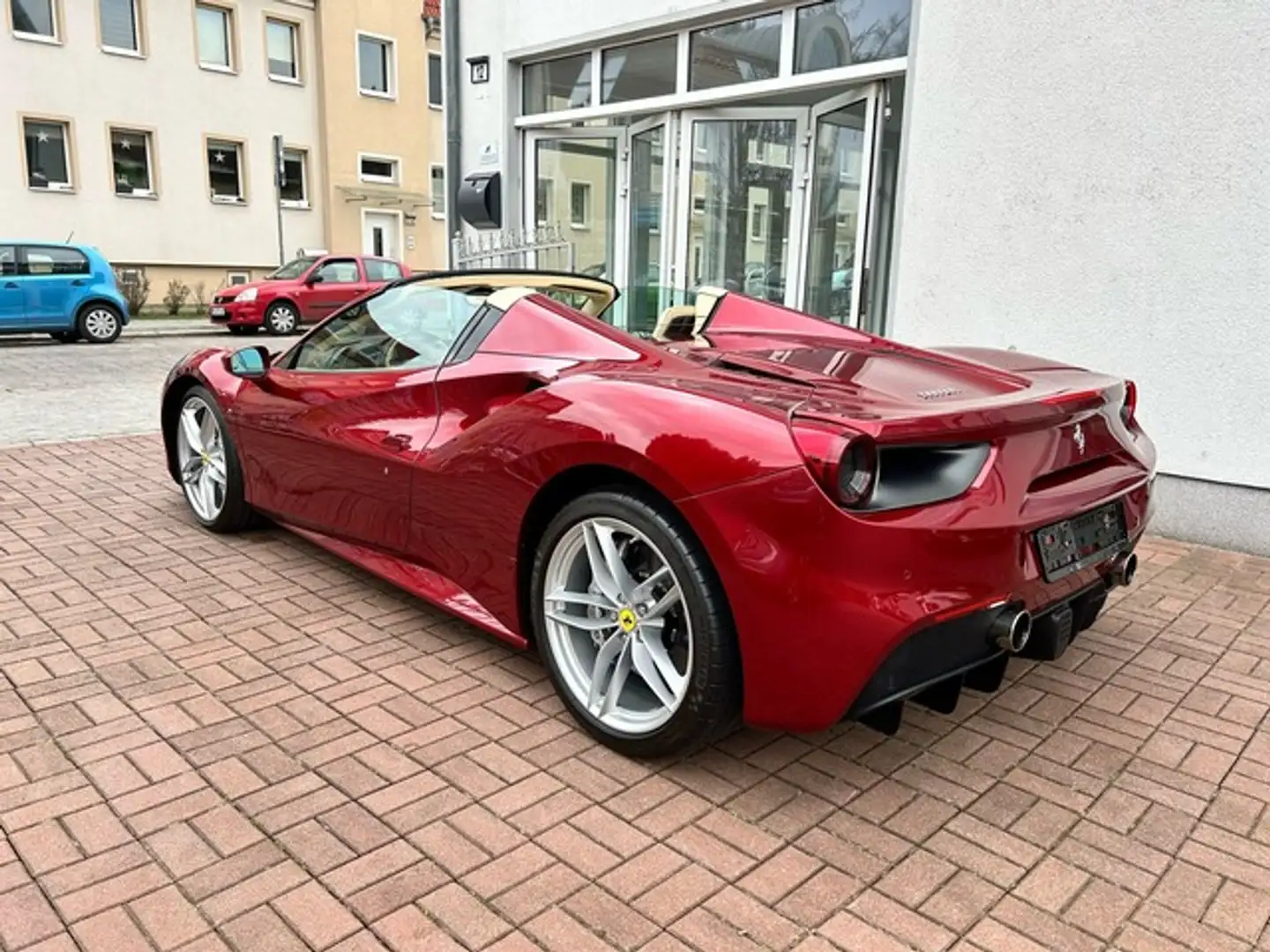 Vehicle image, number 5