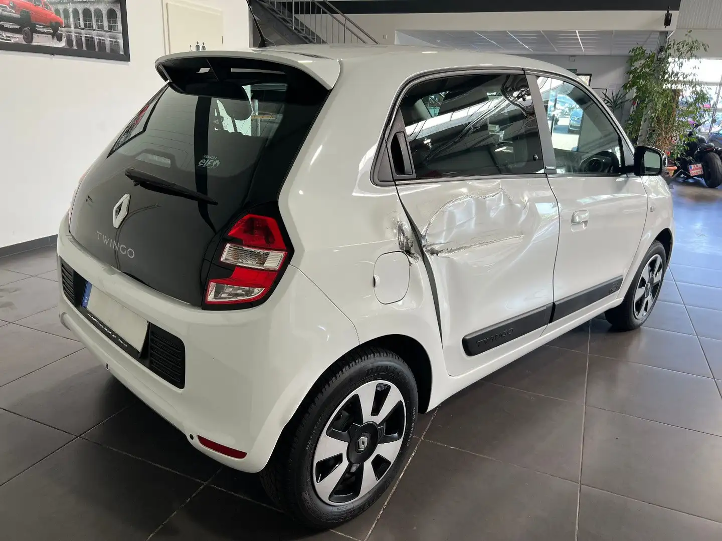 Vehicle image, number 7