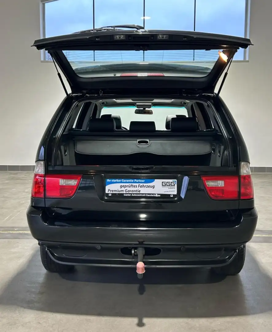 Vehicle image, number 9