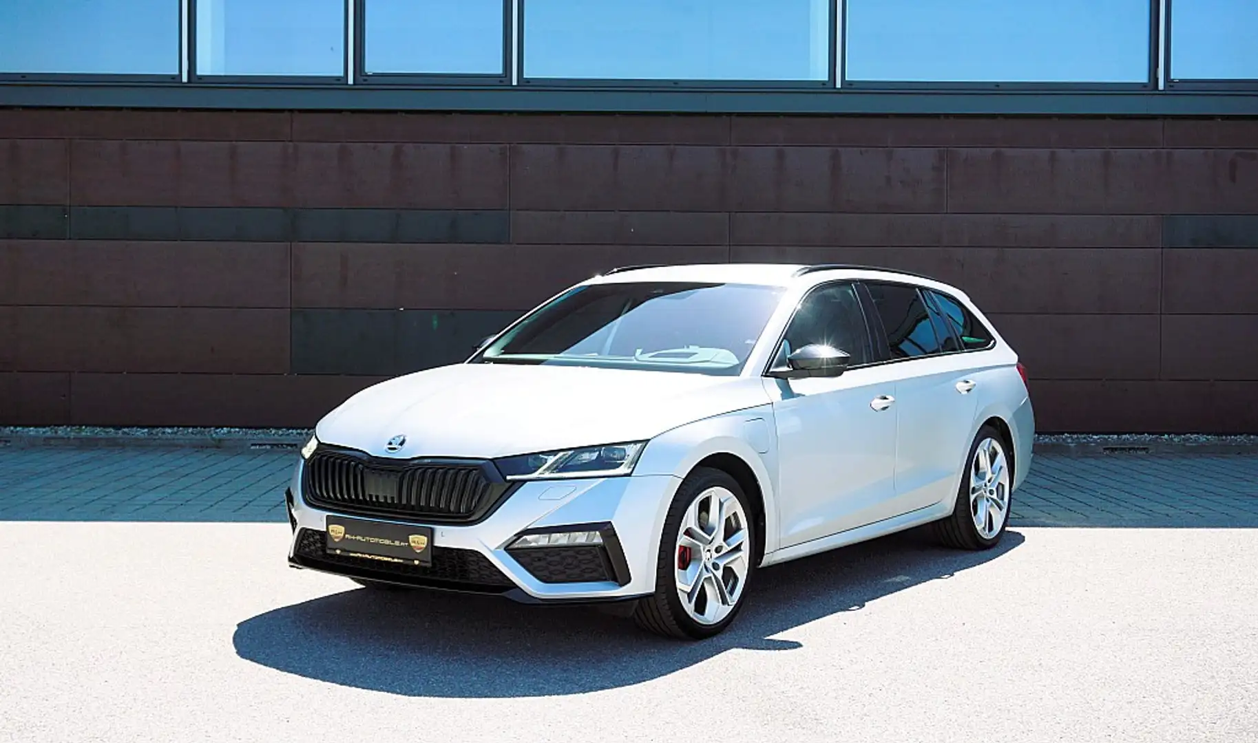 Vehicle image, number 1