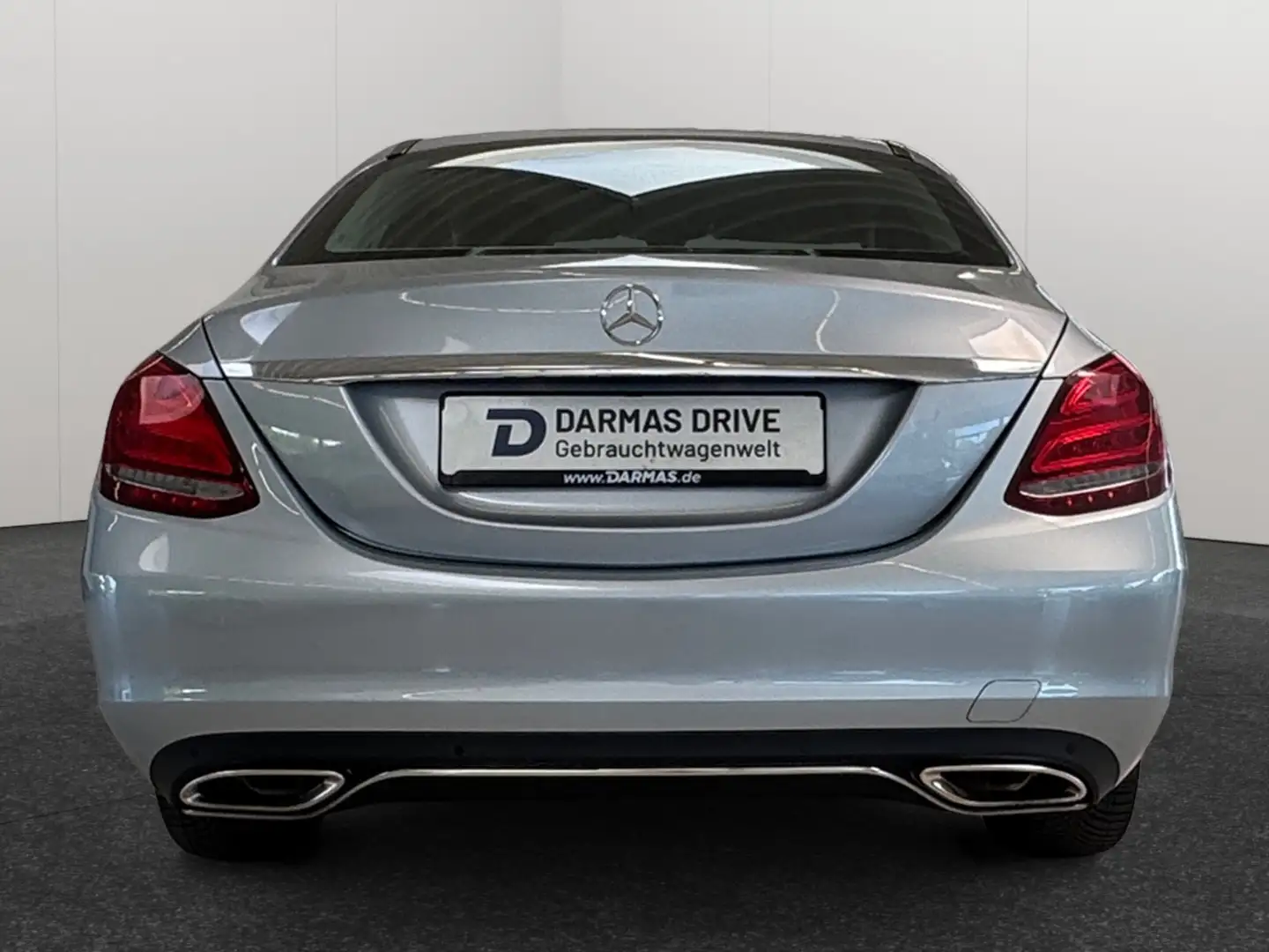 Vehicle image, number 7