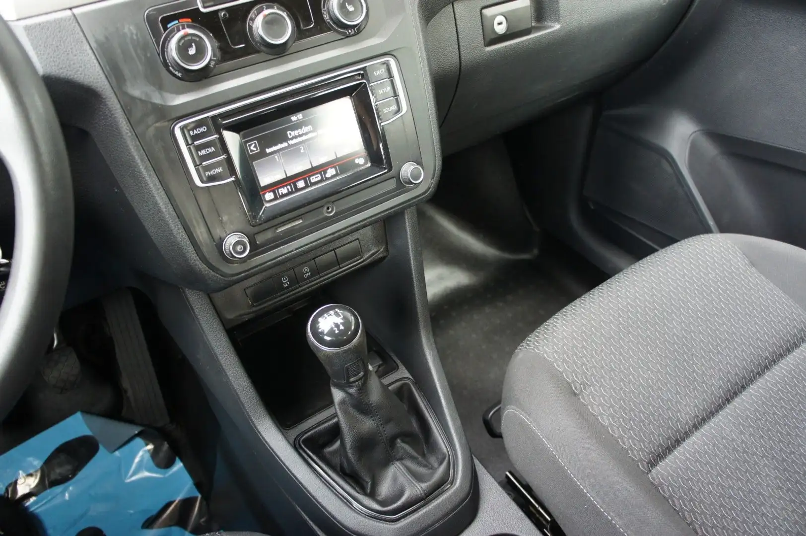 Vehicle image, number 14