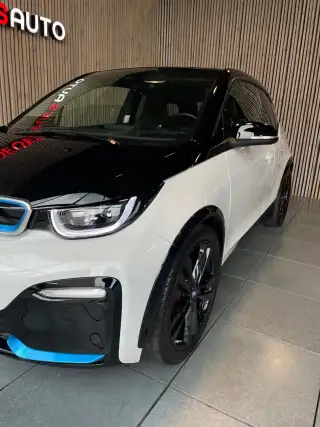 Vehicle image thumbnail, number 3