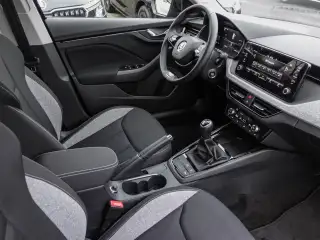 Vehicle image thumbnail, number 8