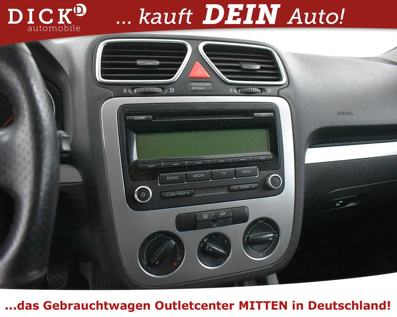 Vehicle image, number 12