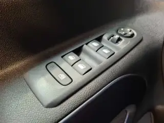 Vehicle image thumbnail, number 15
