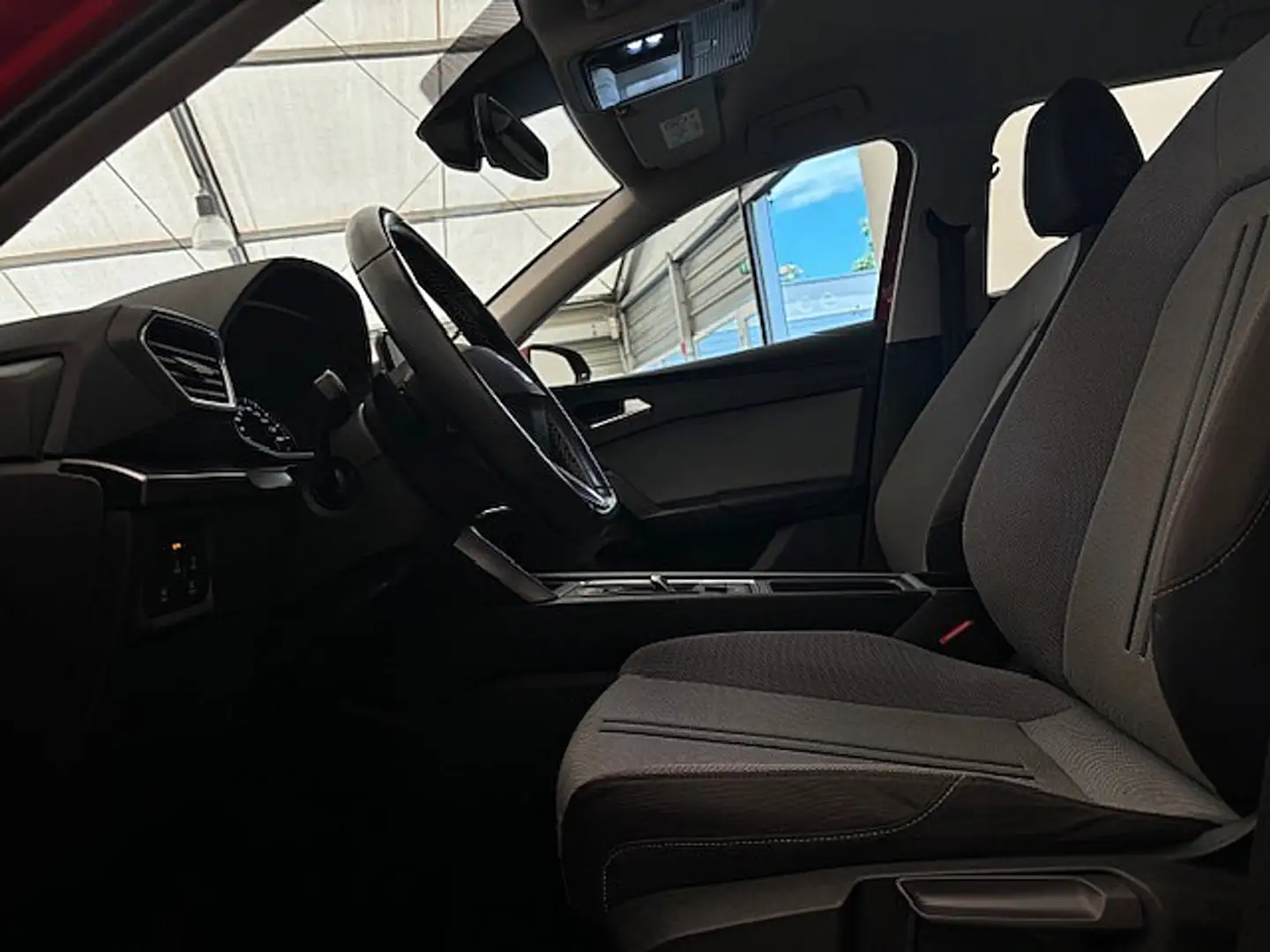 Vehicle image, number 13
