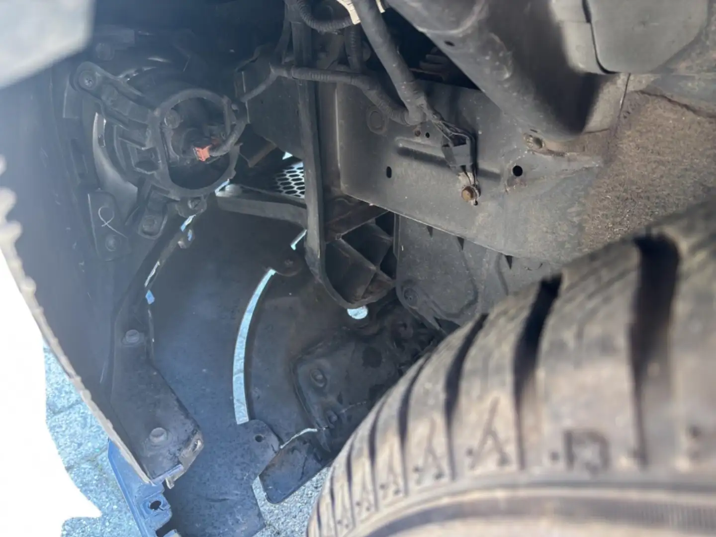Vehicle image, number 5