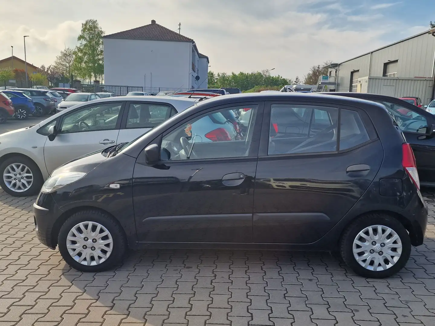 Vehicle image, number 7