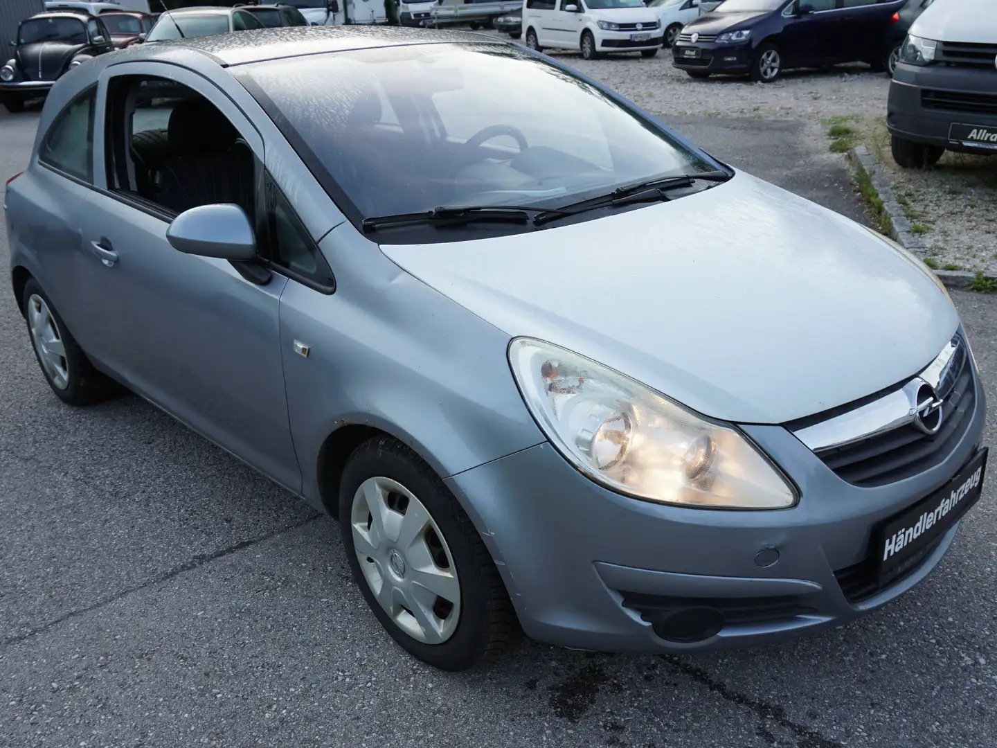 Vehicle image, number 11
