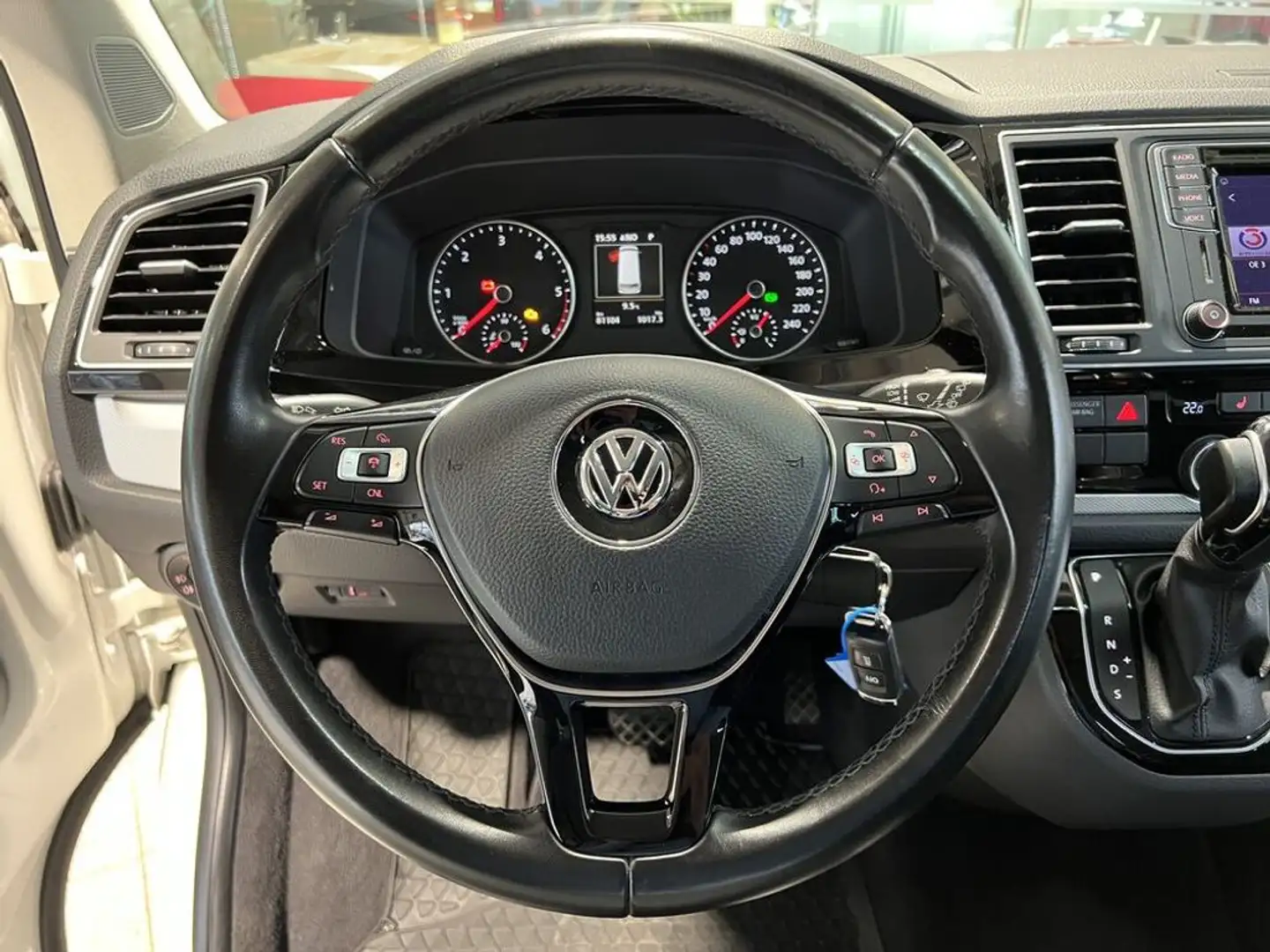 Vehicle image, number 11