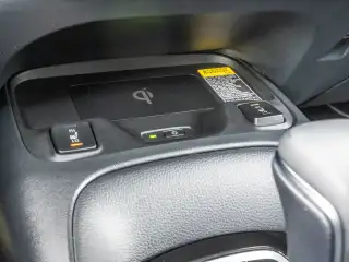 Vehicle image thumbnail, number 18