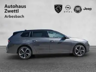 Vehicle image thumbnail, number 7