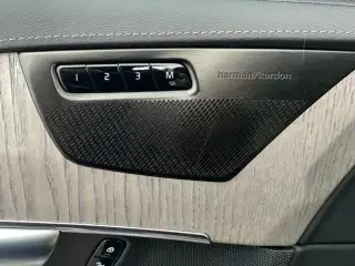 Vehicle image thumbnail, number 12